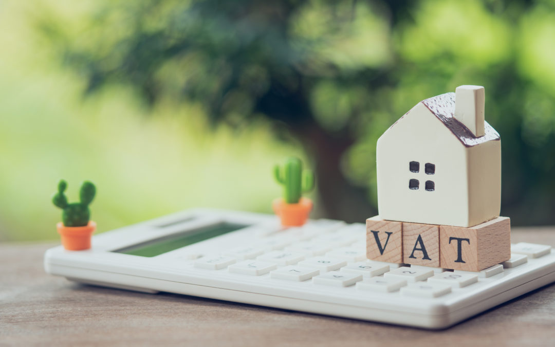 ¿Qué condiciones determinan que los arrendamientos de inmuebles se encuentren sujetos o exentos de IVA?